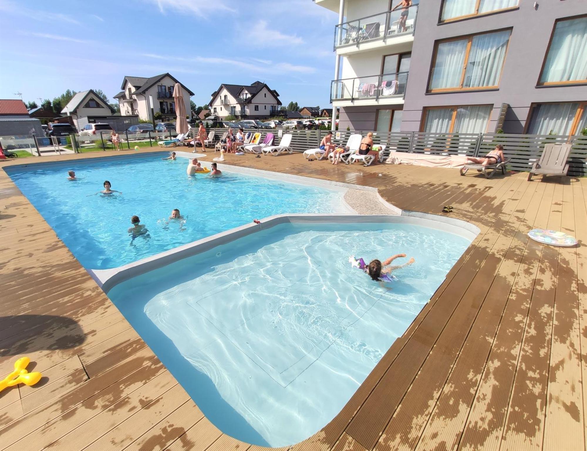 Apartament "Blu10" Z Basenem Сърбиново Екстериор снимка